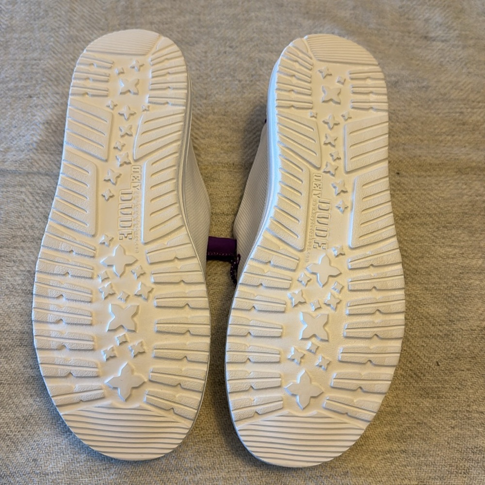 TCU Hey Dude - NEW - never worn - white & purple - 7.5/w9 - Picture 7 of 7